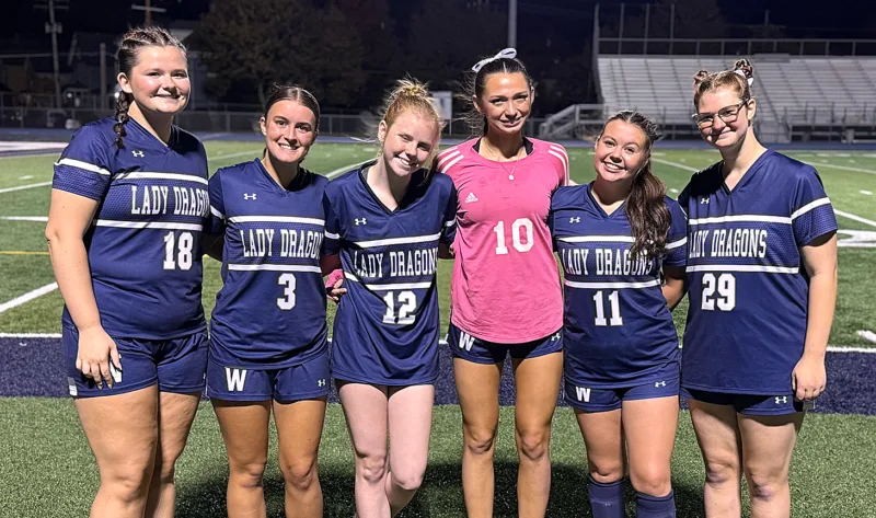 Warren beats Erie 4-0 on Senior Night